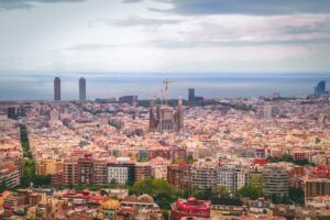 Cover image of 'Atlanta to Barcelona Travel Guide' showcasing iconic landmarks