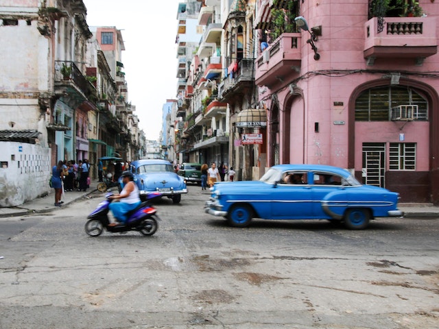 A travel guide opened to a page highlighting Atlanta to Havana travel tips.